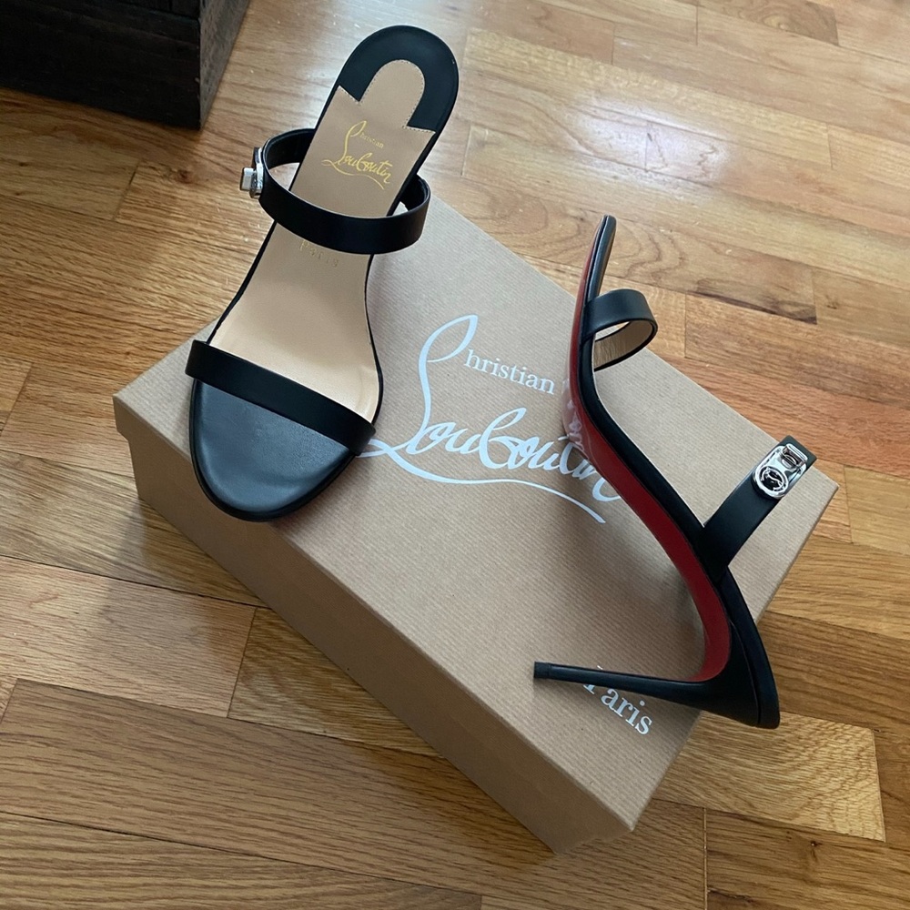 Christian Louboutin Lock Me 85 heels